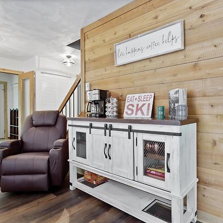 Charming Getaway L Recently Renovated L Hidden Valley L 4Br+3Bath L Hot Tub サマセット エクステリア 写真