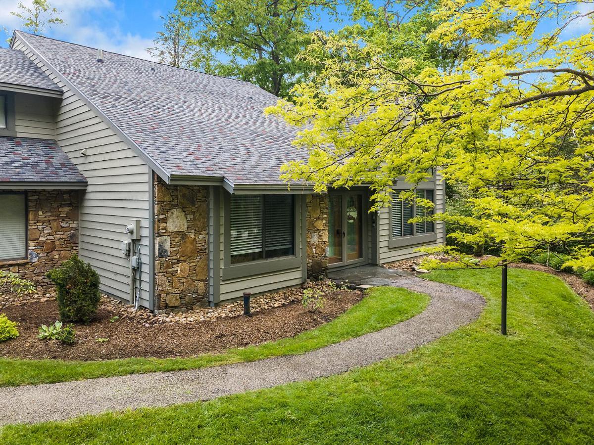 Charming Getaway L Recently Renovated L Hidden Valley L 4Br+3Bath L Hot Tub サマセット エクステリア 写真